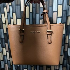 Michael Kors Jet Set Travel Extra-Small Saffiano Leather Top-Zip Tote Bag